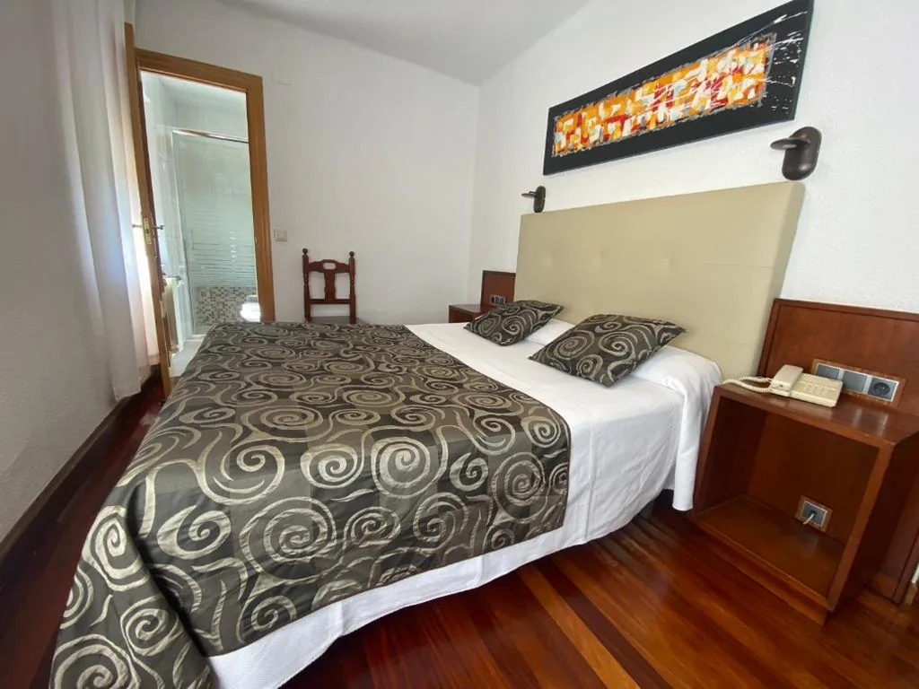 Camera Matrimoniale — Hotel La Rambla