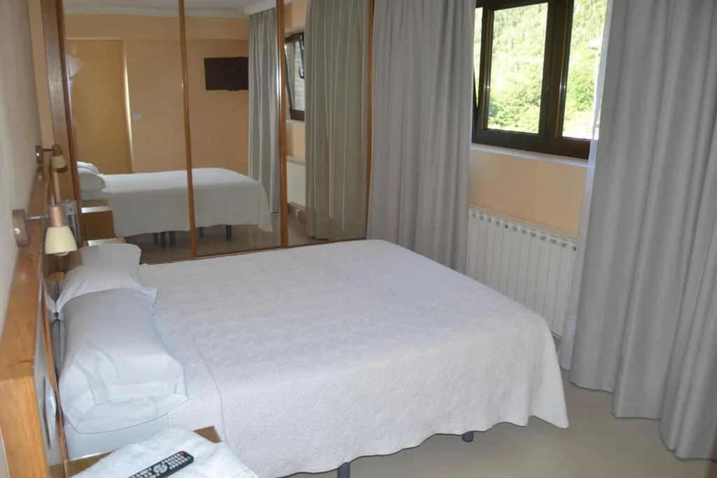 Habitación Doble — hotel la Ribera