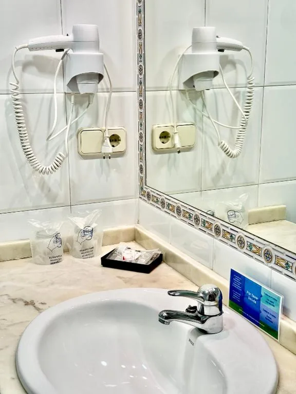 シングルルーム — Hotel La Rivera