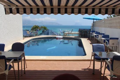 Hotel La Riviera — Foto 3