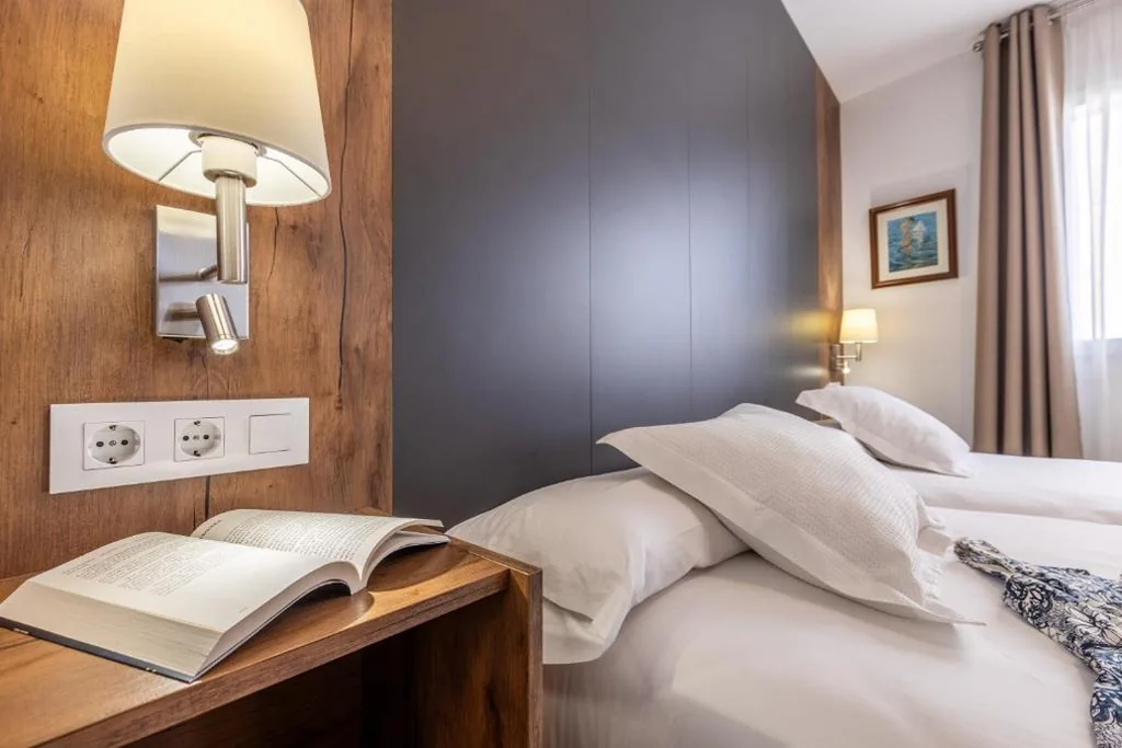 Camera doppia Economy (2 letti) — Hotel La Terraza