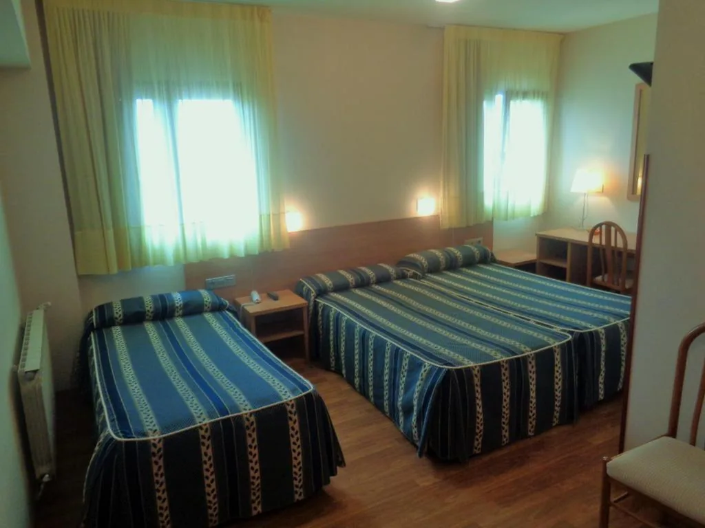 Chambre Triple — Hotel Las Anclas