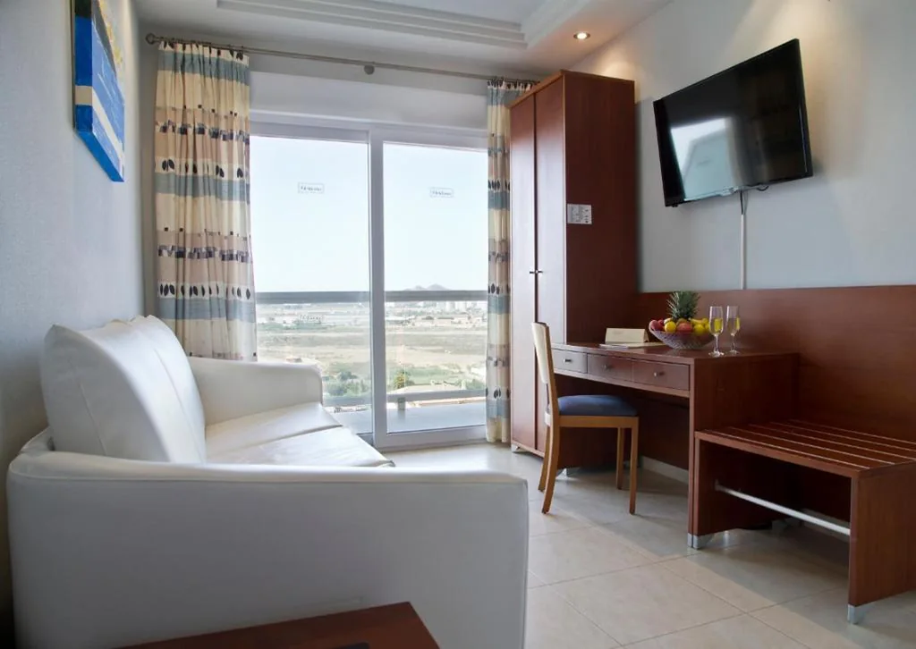 Junior Suite mit Meerblick — Hotel Las Gaviotas