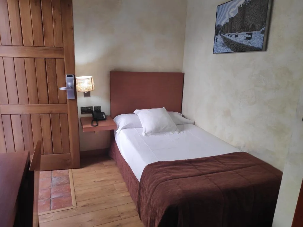 Single Room — Hotel Las Leyendas