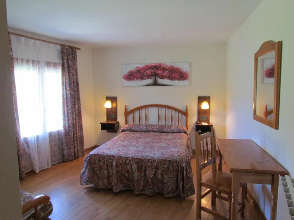 Habitación Doble con balcón — Hotel Las Nieves