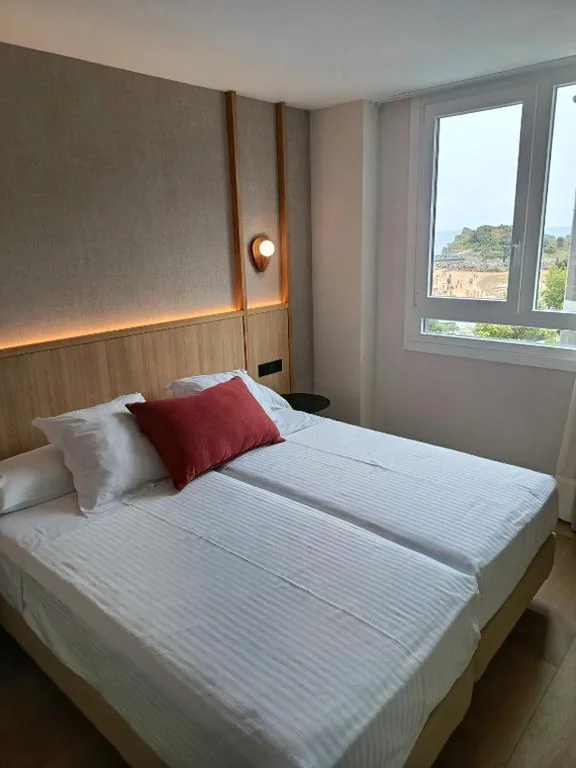 Doppelzimmer mit Meerblick – 2 Betten — Hotel Las Rocas de Isla