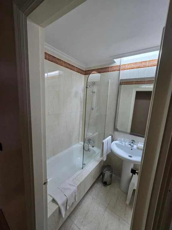 Habitación Individual — Hotel Las Sirenas