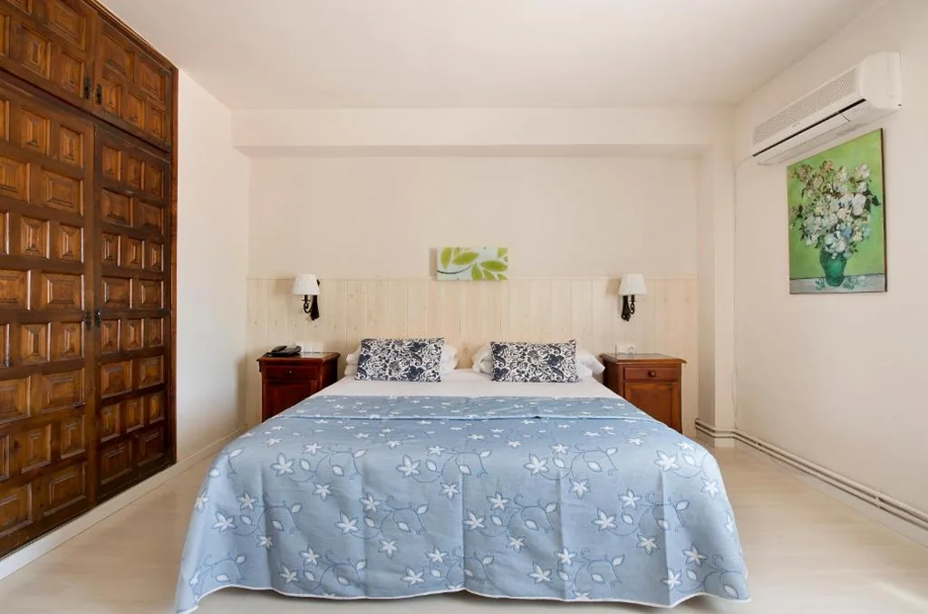 Habitación Estándar - 1 cama grande — Hotel Las Truchas