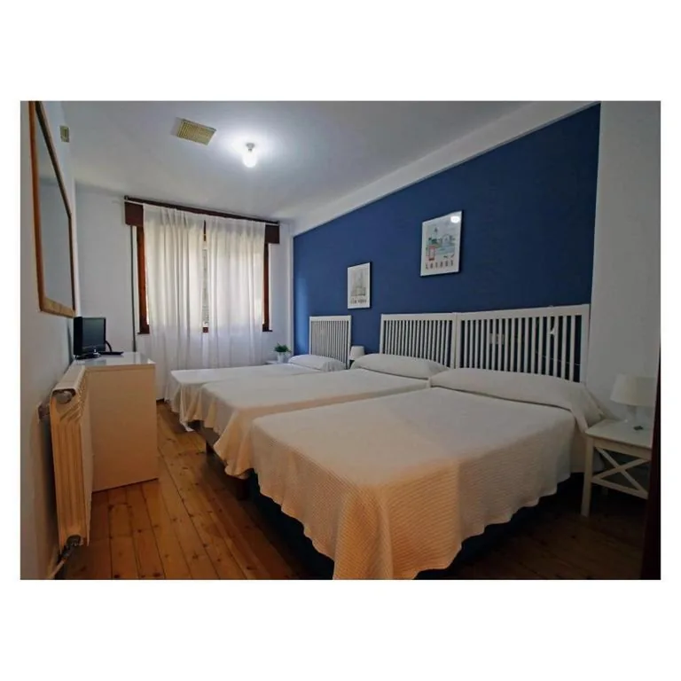 Habitación Triple — Hotel Las Vegas
