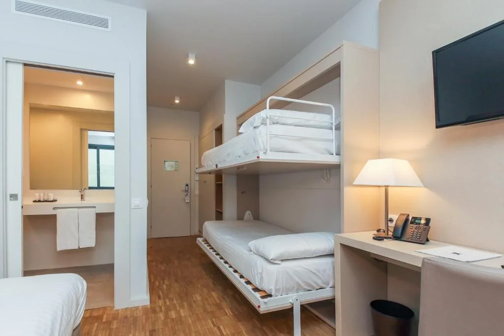 Deluxe vierpersoonskamer — Hotel Lauria