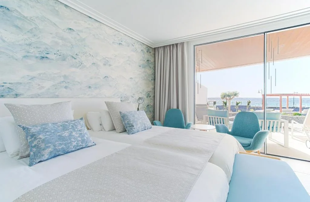スパ利用込み海の景色を望むプレミアムダブルルーム — Hotel Lava Beach