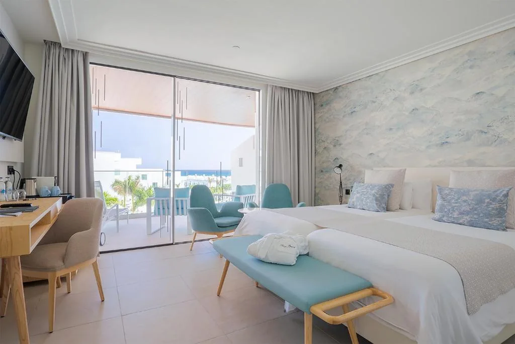 Hotel Lava Beach