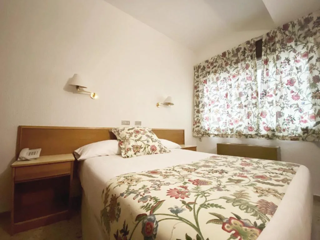 Eenpersoonskamer — Hotel Leuka