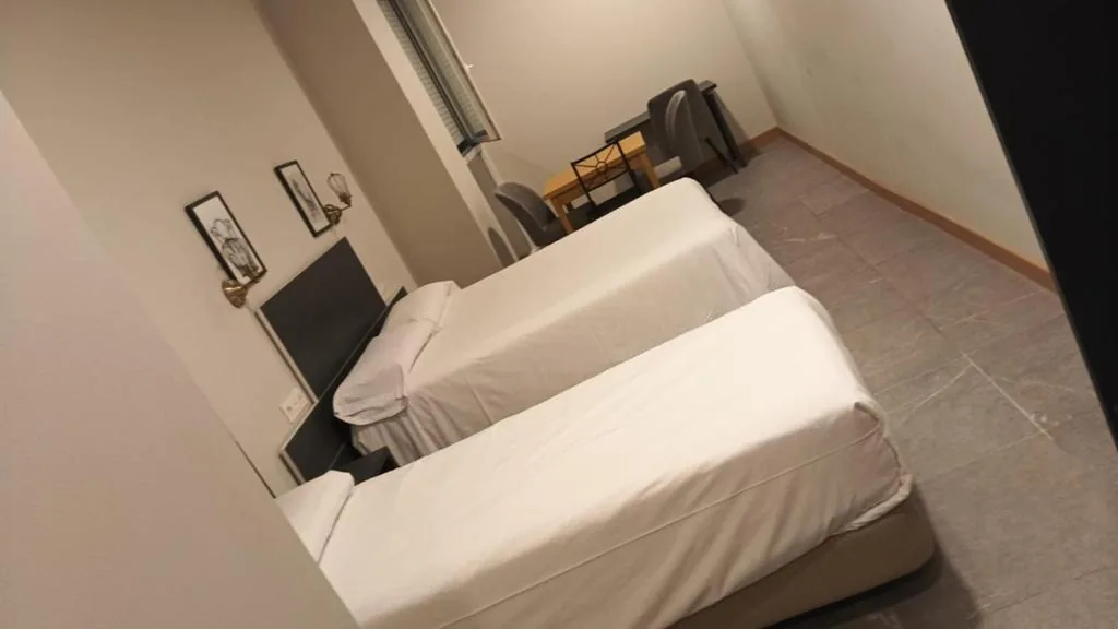 Habitación Triple Básica — Hotel Lidar