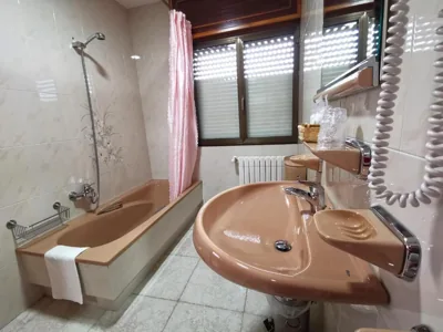 Hotel Liñares — Foto 2