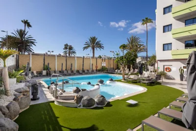 Hotel LIVVO Anamar Suites — foto 3
