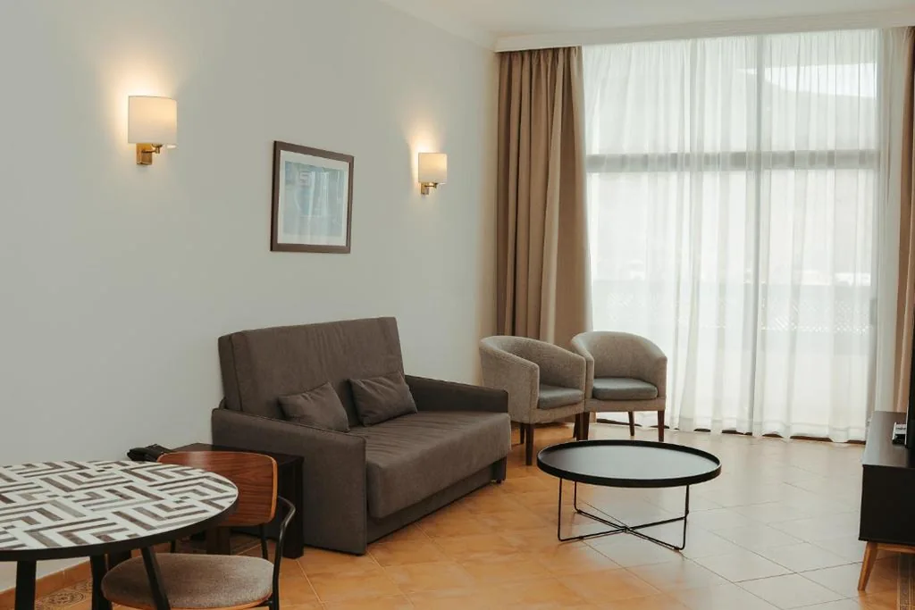 Habitación Familiar Estándar — Hotel LIVVO Jandía Golf
