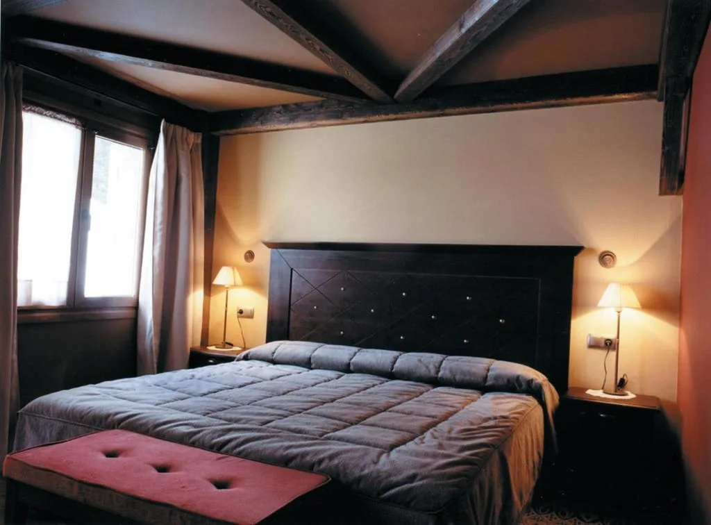 Habitación Doble Superior — Hotel LLanos del Hospital