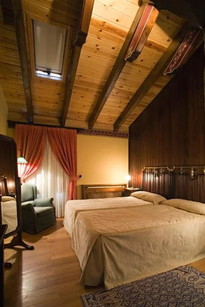 Hotel LLanos del Hospital — foto 6
