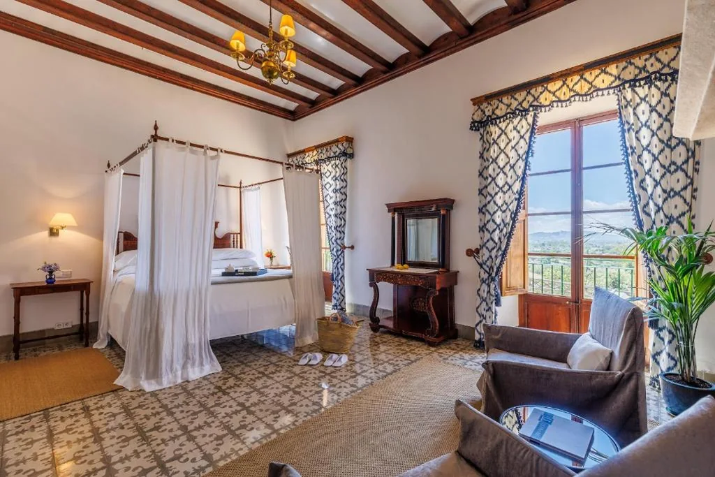 Suite — Hotel Llenaire