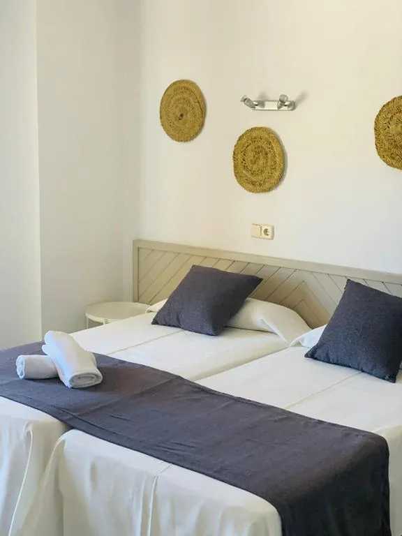 Appartamento con balcone — Hotel LLITERAS