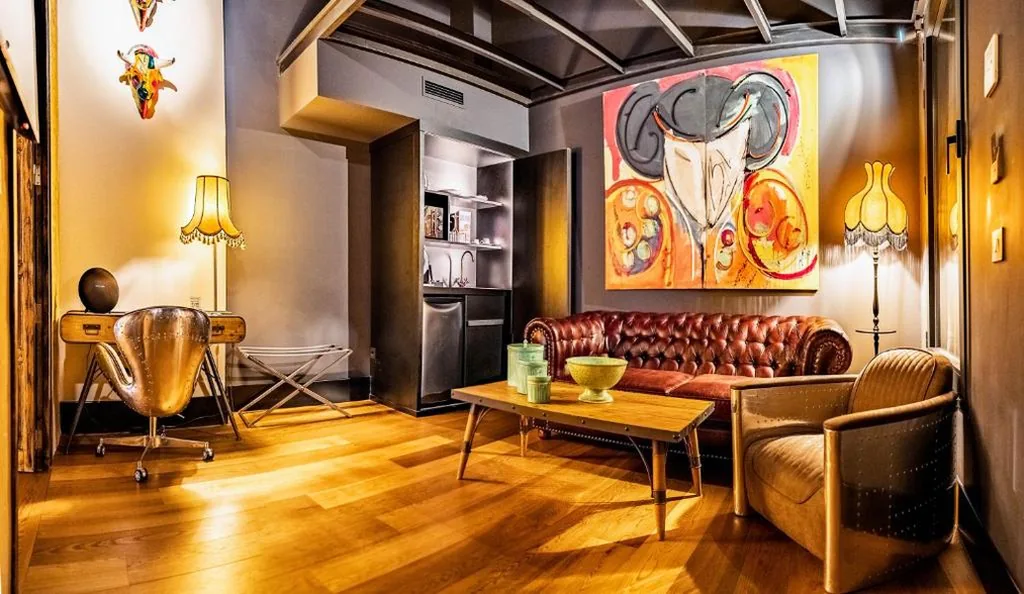 Suite Junior — Hotel Lobby