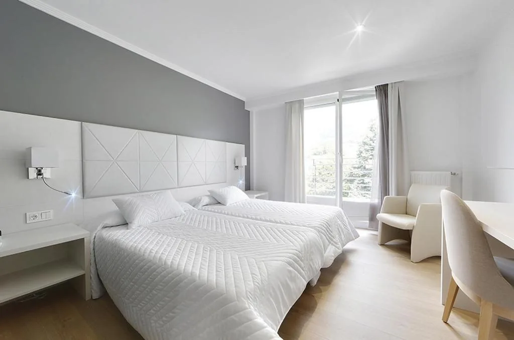 Habitación Doble - 2 camas — Hotel Loiola