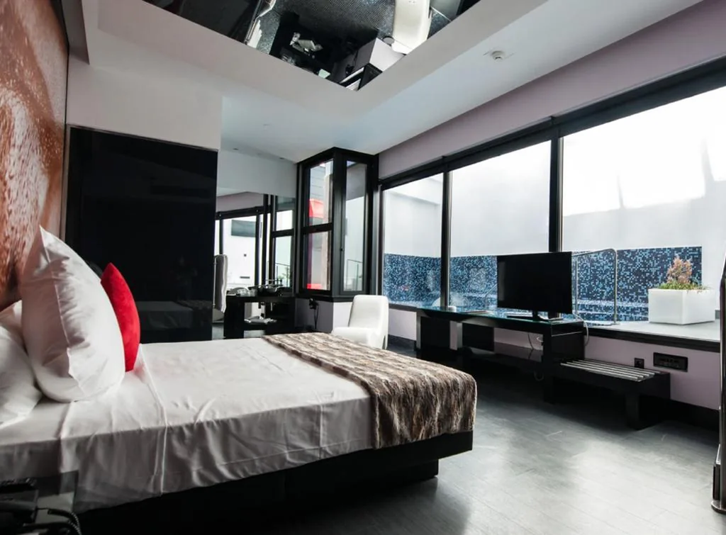 Superior-Doppelzimmer mit Pool — Hotel Loob Madrid