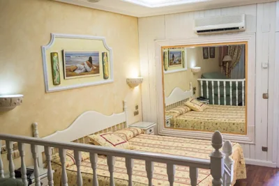 Hotel Los Arcos — Foto 2