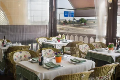 Hotel Los Arcos — Foto 4