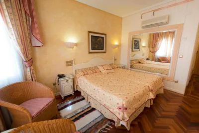 Hotel Los Arcos — Foto 6
