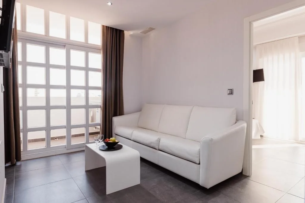 Suite Superior — Hotel Los Delfines