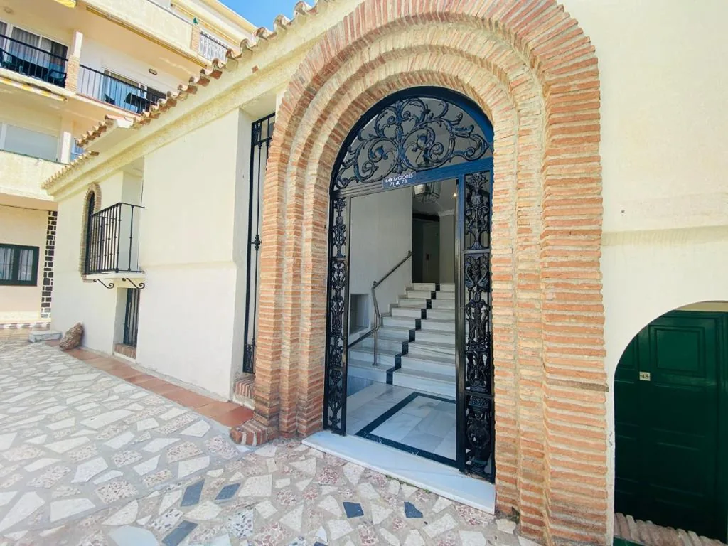 Chambre Familiale sans fenêtre — Hotel Los Jazmines