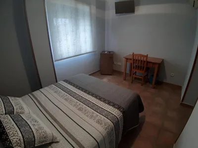 Hotel Los Leones, el más cercano a Warner — photo 10