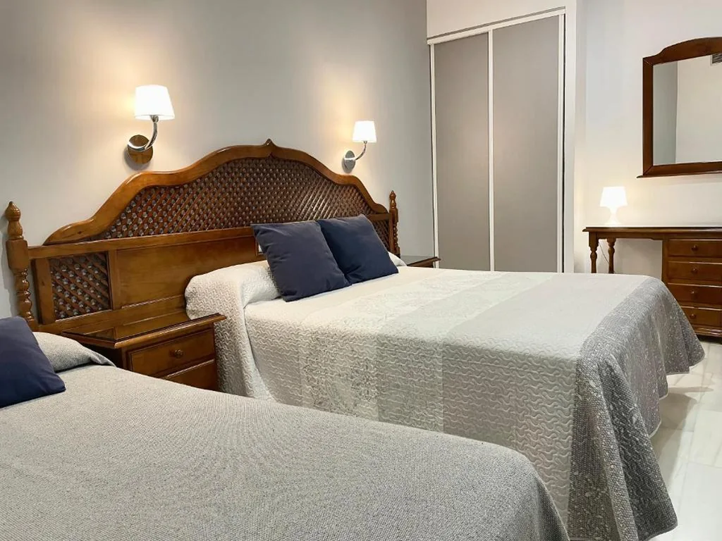 Chambre triple — Hotel Los Omeyas