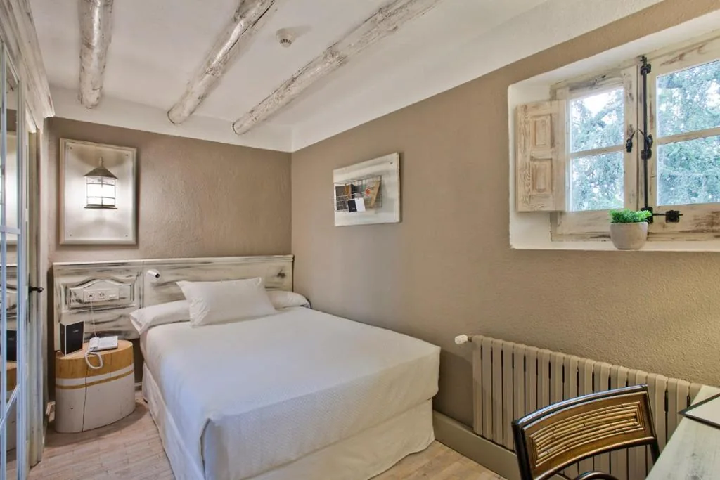Quarto Individual — Hotel Luze El Toro