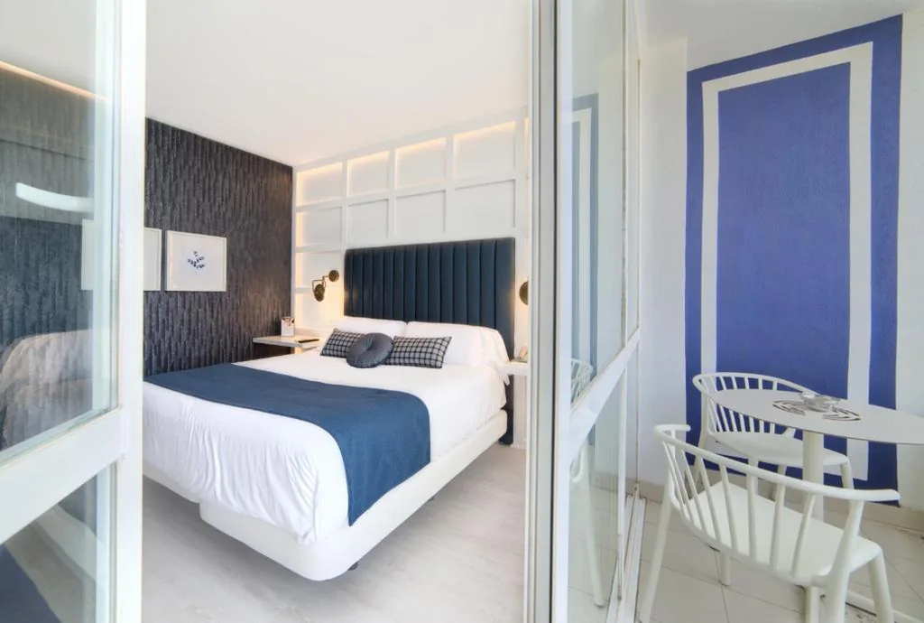 Camera doppia Deluxe con terrazza — Hotel Luze El Villa