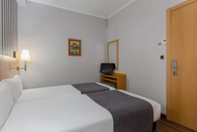 Hotel Lyon — Foto 11