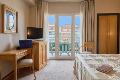 Hotel Macià Cóndor — 写真 4