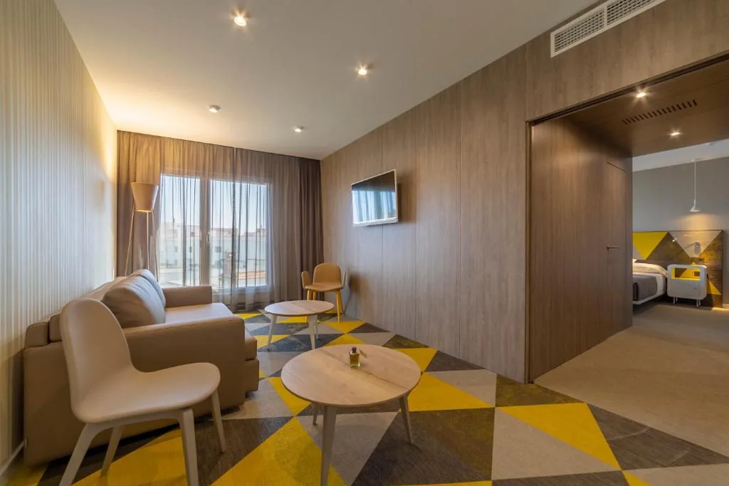 Suite Junior Familiare — Hotel Macià Sevilla Kubb