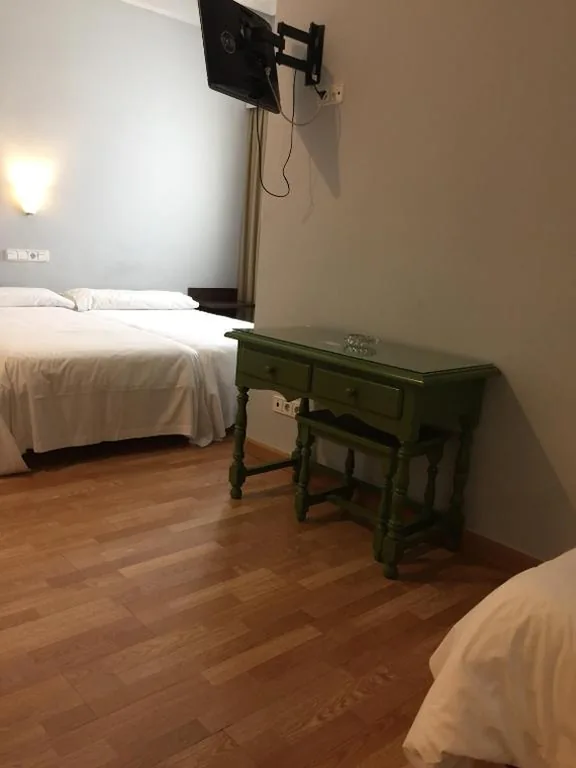 三人间 — Hotel Madrid Río
