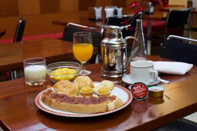 Hotel Madrid Torrejon Plaza — 写真 4