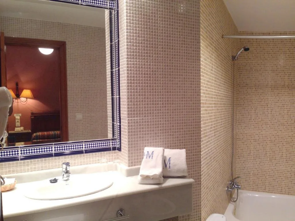 Tweepersoonskamer met 2 bedden — Hotel Maestre