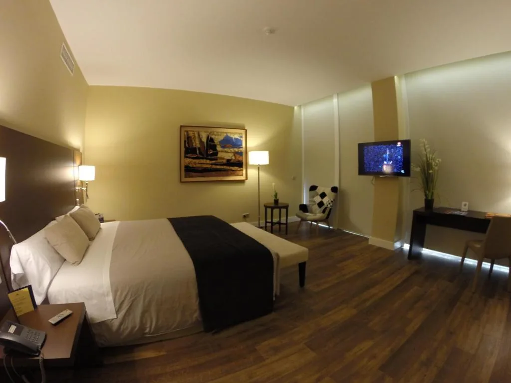 Habitación Doble Deluxe con bañera de hidromasaje — Hotel Majadahonda