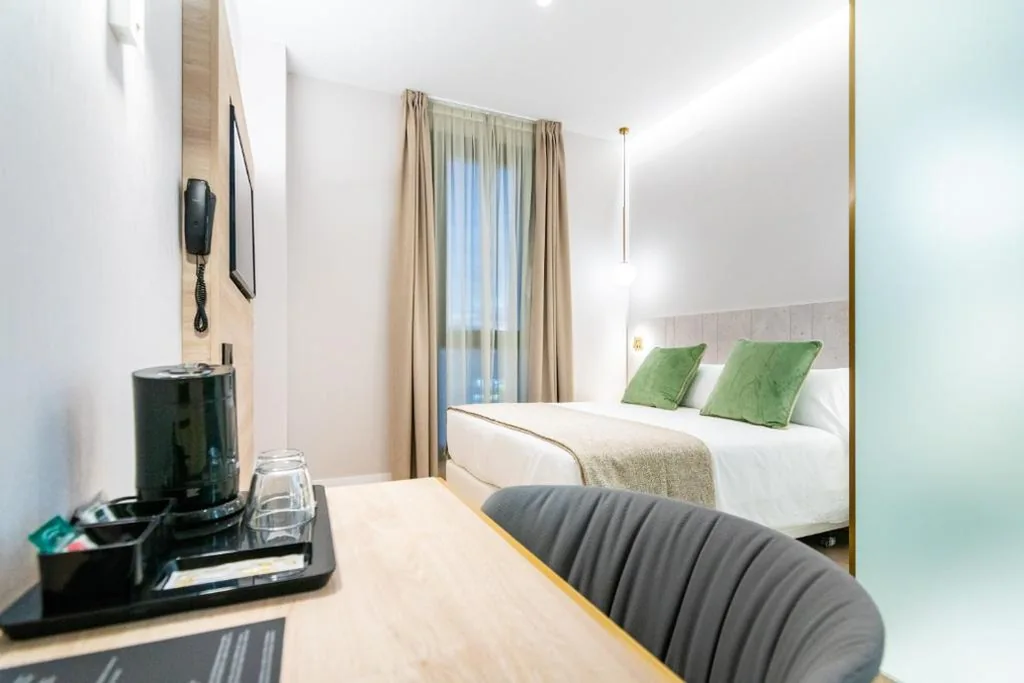 ダブルルーム（ベッド1台または2台） — Hotel Málaga Vibes
