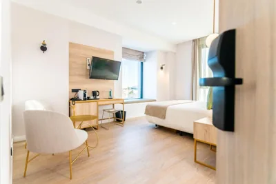 Hotel Málaga Vibes — 写真 3