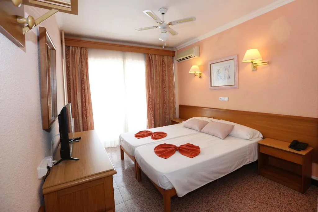 Camera tripla Standard — Hotel Manaus