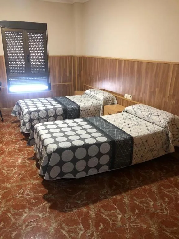 Habitación Doble - 2 camas — Hotel Manises