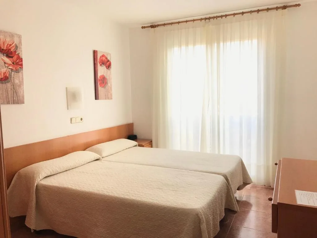 Doppelzimmer – 2 Betten — Hotel Mare Nostrum