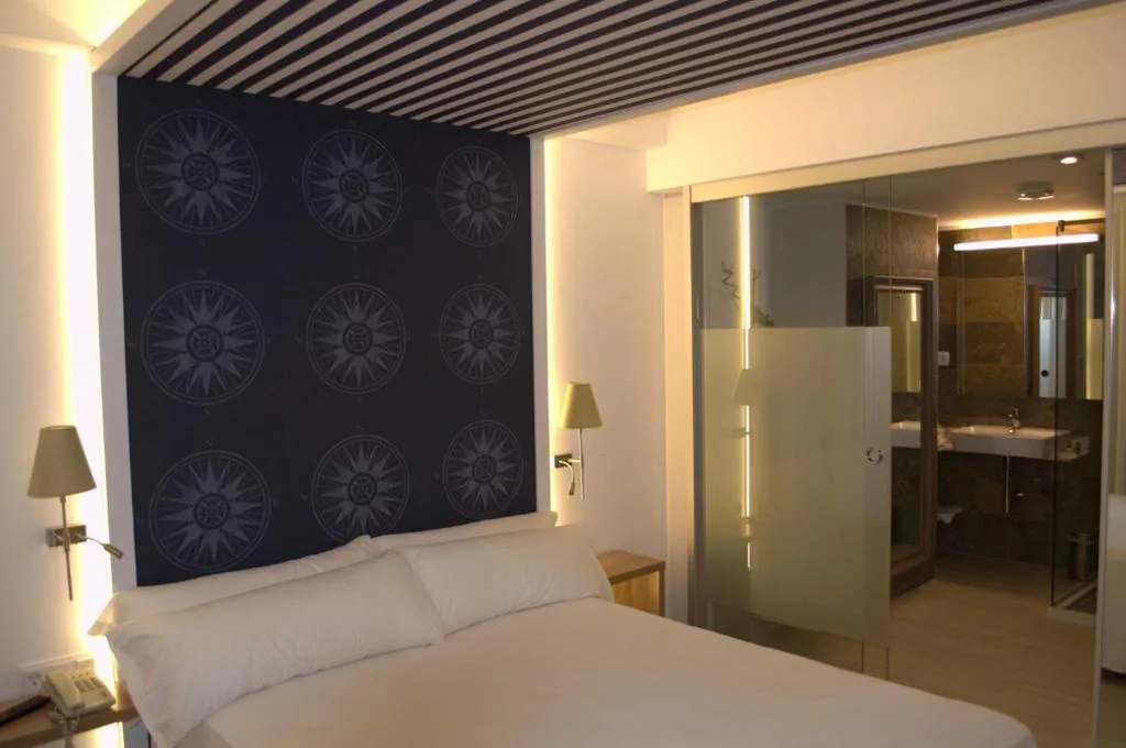 Quarto Duplo Superior — Hotel Marfil